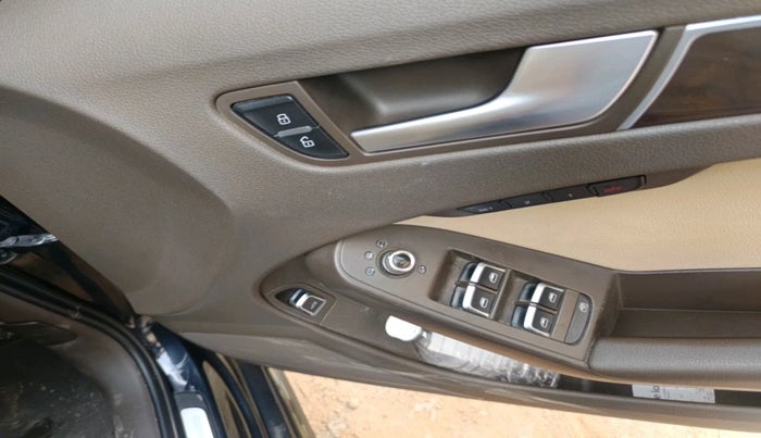 2013 Audi A4 2.0 TDI PREMIUM PLUS, Diesel, Automatic, 1,57,567 km, interior