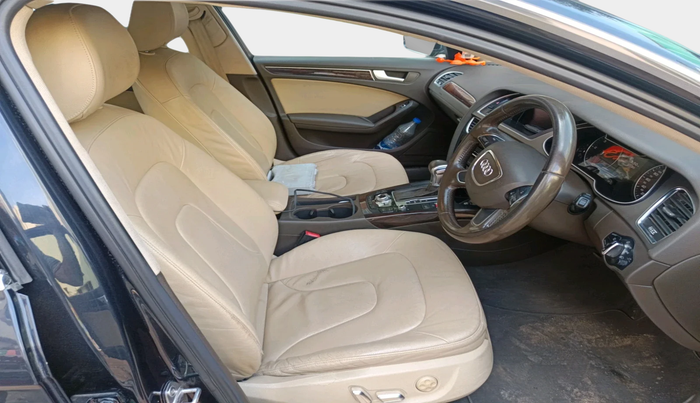 2013 Audi A4 2.0 TDI PREMIUM PLUS, Diesel, Automatic, 1,57,567 km, interior