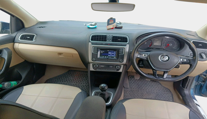 2016 Volkswagen Ameo HIGHLINE1.2L, Petrol, Manual, 79,343 km, interior