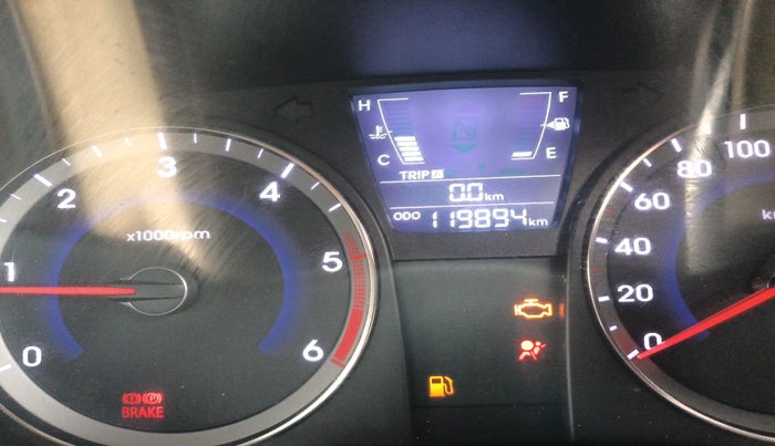 2014 Hyundai Verna FLUIDIC 1.6 CRDI SX, Diesel, Manual, 1,19,894 km, interior