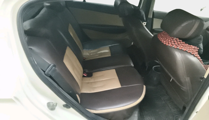 2013 Hyundai i20 ASTA 1.4 CRDI, Diesel, Manual, 92,907 km, interior