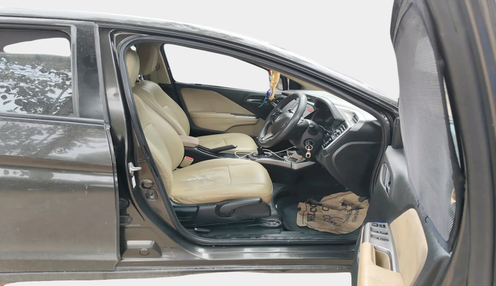 2015 Honda City 1.5L I-VTEC V MT, Petrol, Manual, 1,13,697 km, interior