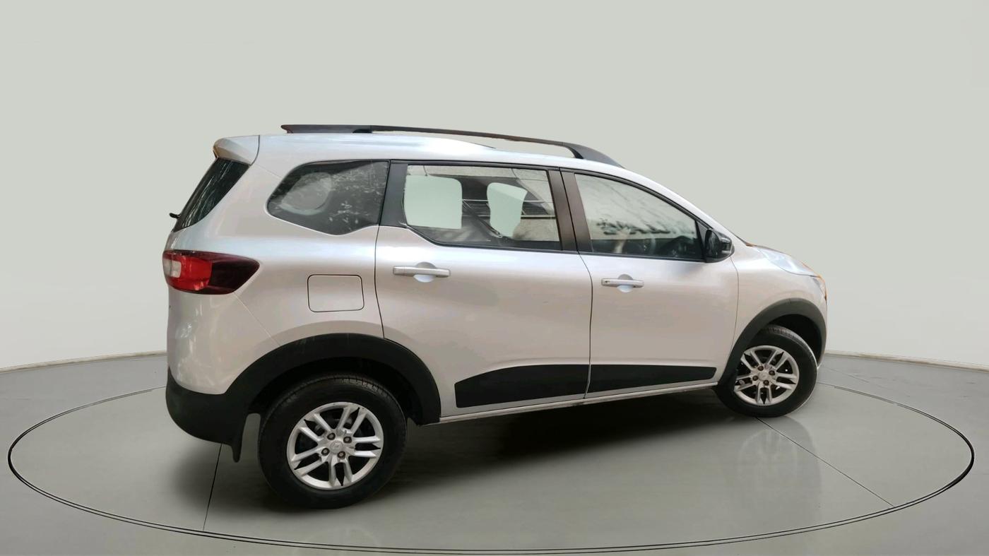 2024 Renault TRIBER RXT AMT, Petrol, Automatic, 12,488 km, exterior