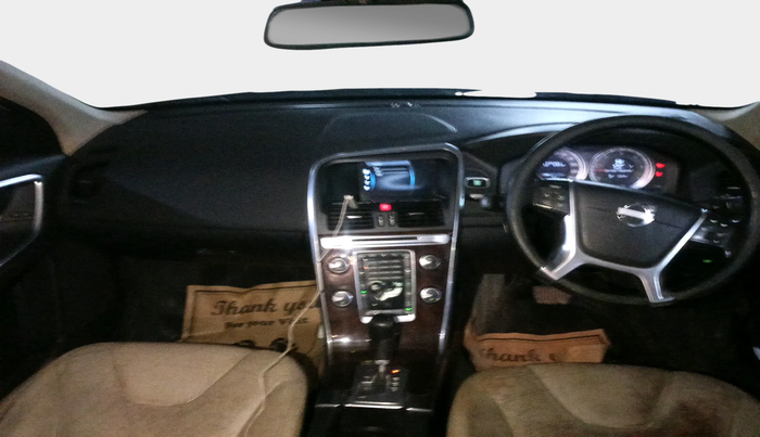 2012 Volvo XC 60 D5 AWD AT, Diesel, Automatic, 2,20,785 km, interior