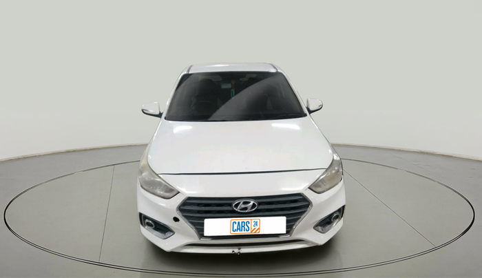 2018 Hyundai Verna 1.4 E PETROL, Petrol, Manual, 1,20,984 km, exterior