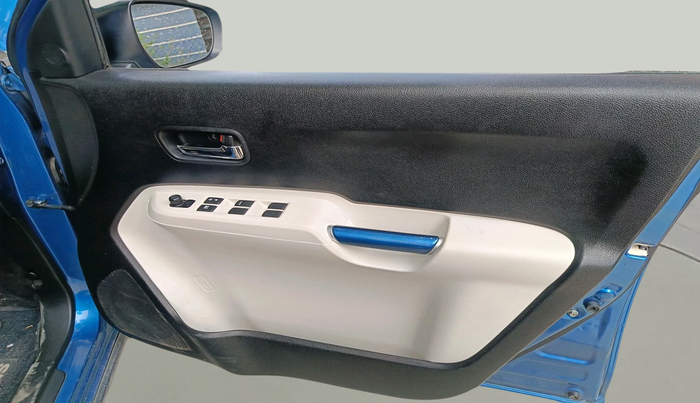 2017 Maruti IGNIS ZETA 1.2 AMT DUAL TONE, Petrol, Automatic, 22,424 km, interior