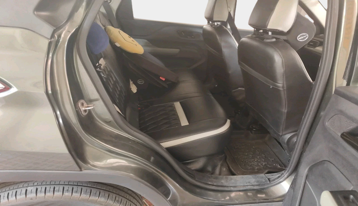 2022 Tata PUNCH  ACCOMPLISHED AMT CAMO EDITION, Petrol, Automatic, 20,627 km, interior