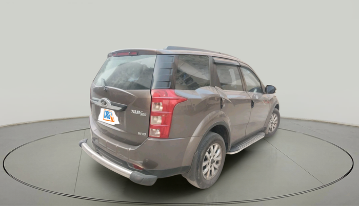 2017 Mahindra XUV500 W10, Diesel, Manual, 1,96,043 km, exterior