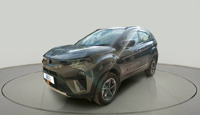 2024 Tata NEXON CREATIVE PLUS 1.2 REVOTRON 6 AMT, Petrol, Automatic, 8,800 km, exterior