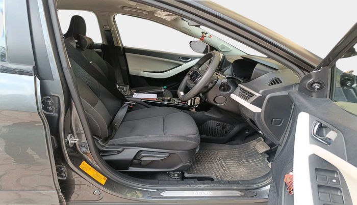 2024 Tata NEXON CREATIVE PLUS 1.2 REVOTRON 6 AMT, Petrol, Automatic, 8,800 km, interior