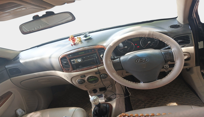 2010 Hyundai Verna VGT CRDI SX 1.5, Diesel, Manual, 1,19,154 km, interior