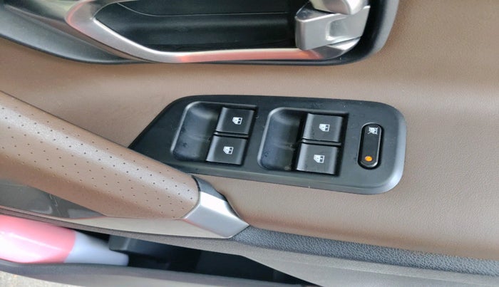 2022 Tata Harrier XZ SUNROOF 2.0L, Diesel, Manual, 51,771 km, interior