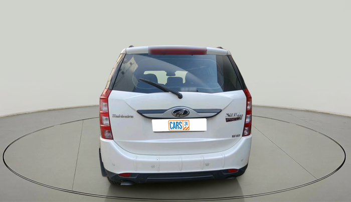 2017 Mahindra XUV500 W10, Diesel, Manual, 1,21,409 km, exterior