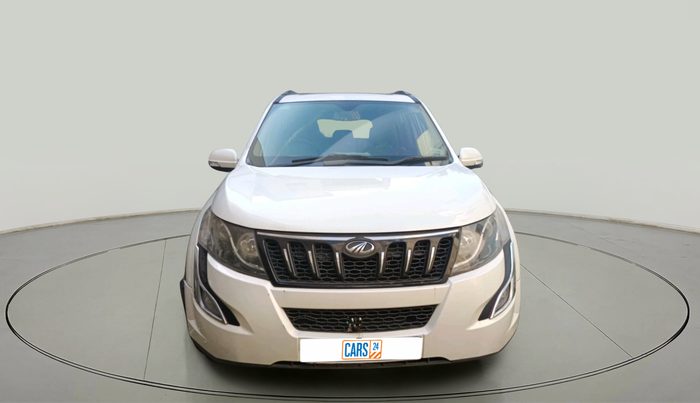 2017 Mahindra XUV500 W10, Diesel, Manual, 1,21,409 km, exterior
