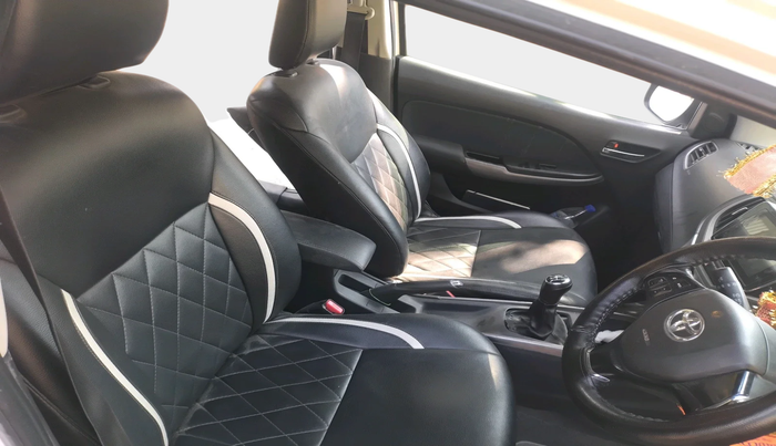 2019 Toyota Glanza V, Petrol, Manual, 96,712 km, interior