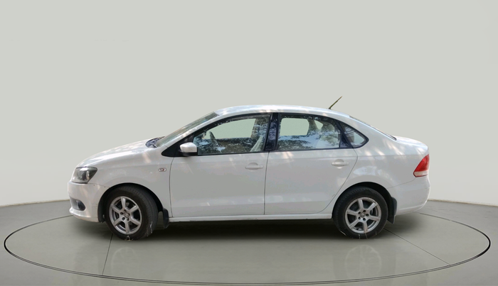 2013 Volkswagen Vento HIGHLINE PETROL AT, Petrol, Automatic, 67,859 km, exterior