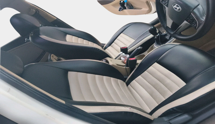 2014 Hyundai Verna FLUIDIC 1.6 CRDI SX, Diesel, Manual, 1,54,980 km, interior