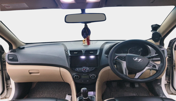 2014 Hyundai Verna FLUIDIC 1.6 CRDI SX, Diesel, Manual, 1,54,980 km, interior
