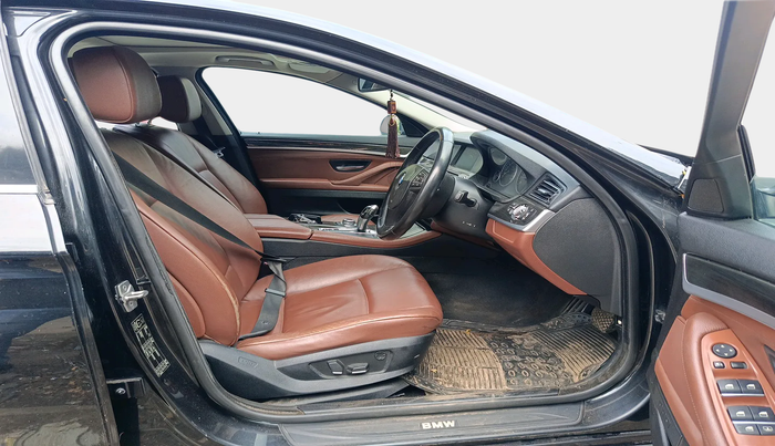 2011 BMW 5 Series 525D 3.0, Diesel, Automatic, 59,097 km, interior