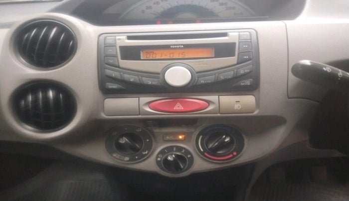 2011 Toyota Etios G, Petrol, Manual, 1,24,133 km, interior