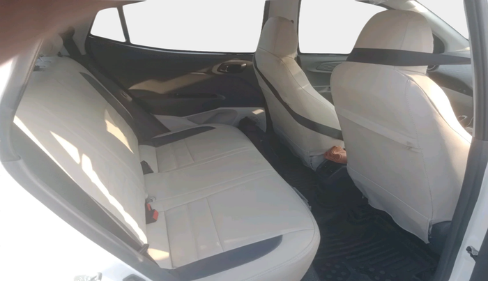 2024 Hyundai GRAND I10 NIOS MAGNA CORPORATE EDITION AMT 1.2 KAPPA VTVT, Petrol, Automatic, 1,236 km, interior