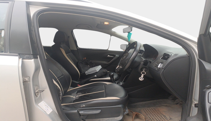 2014 Volkswagen Cross Polo HIGHLINE TDI, Diesel, Manual, 75,764 km, interior
