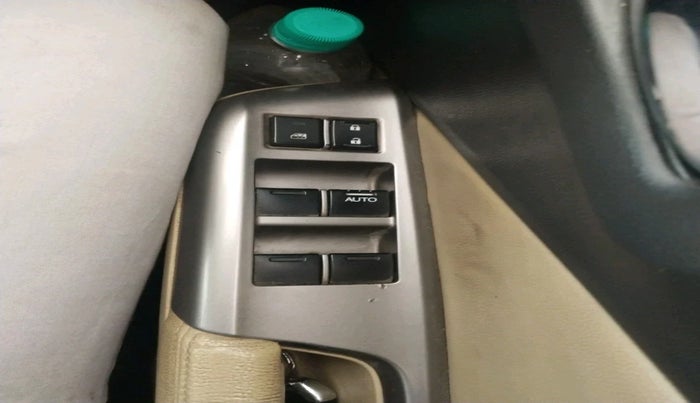 2015 Honda City 1.5L I-DTEC VX, Diesel, Manual, 1,17,479 km, interior