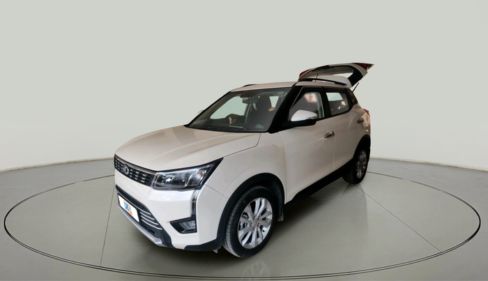 2021 Mahindra XUV300 W8 1.2 PETROL, Petrol, Manual, 23,865 km, exterior