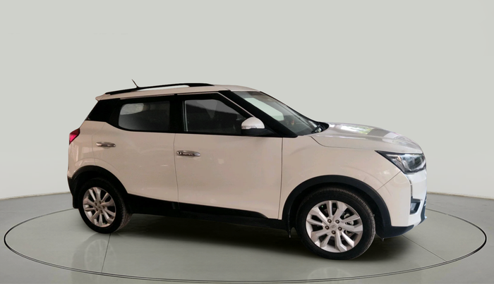 2021 Mahindra XUV300 W8 1.2 PETROL, Petrol, Manual, 23,865 km, exterior