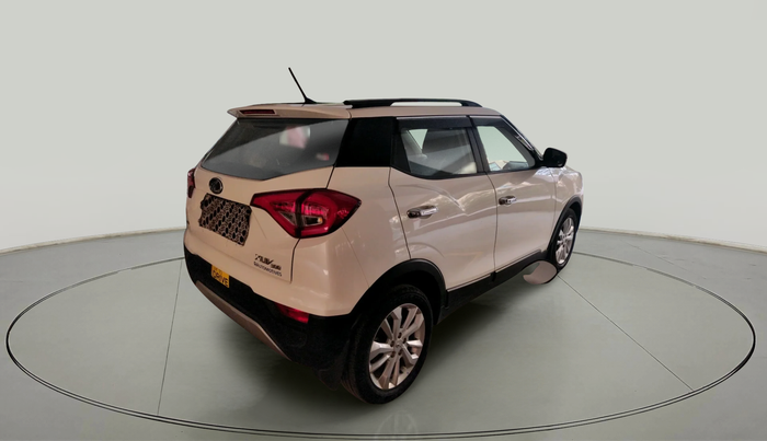 2021 Mahindra XUV300 W8 1.2 PETROL, Petrol, Manual, 23,865 km, exterior