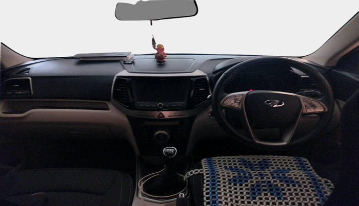 2021 Mahindra XUV300 W8 1.2 PETROL, Petrol, Manual, 23,865 km, interior