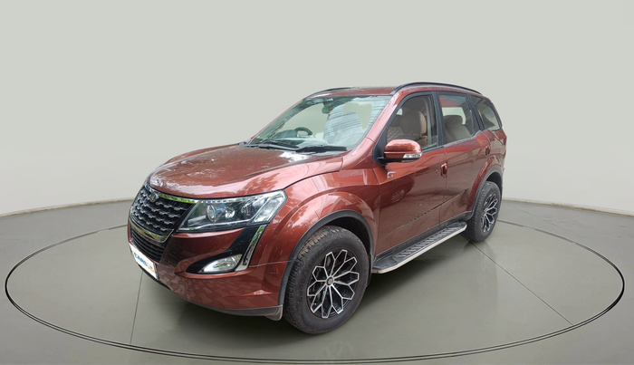 2018 Mahindra XUV500 W7 AT, Diesel, Automatic, 75,473 km, exterior