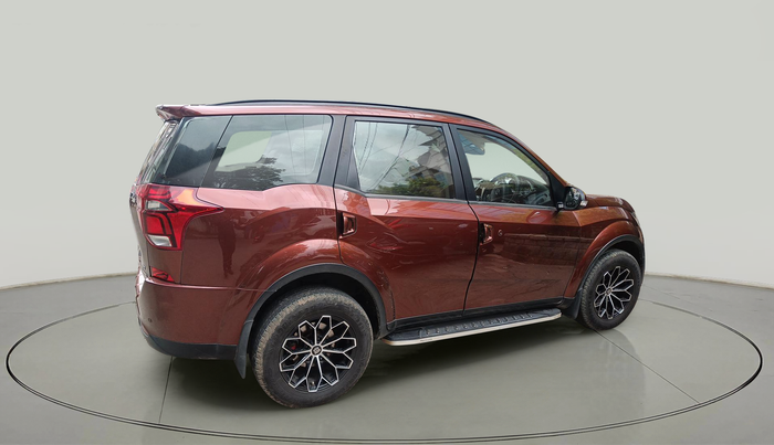 2018 Mahindra XUV500 W7 AT, Diesel, Automatic, 75,473 km, exterior
