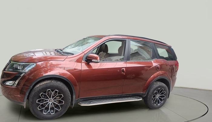 2018 Mahindra XUV500 W7 AT, Diesel, Automatic, 75,473 km, exterior