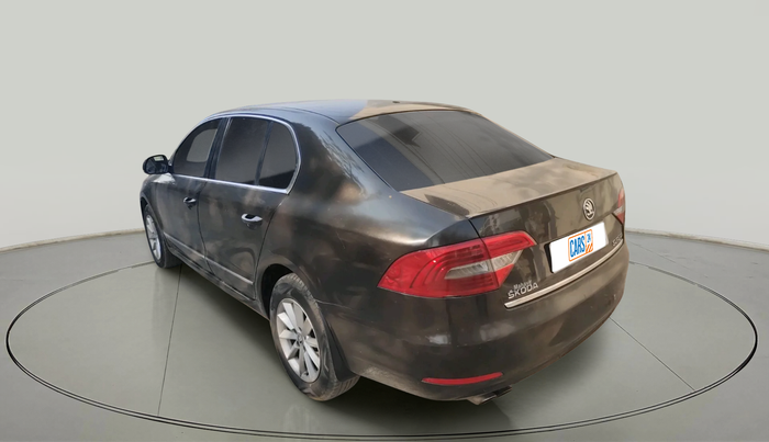 2014 Skoda Superb ELEGANCE 1.8 TSI MT, Petrol, Manual, 1,06,039 km, exterior