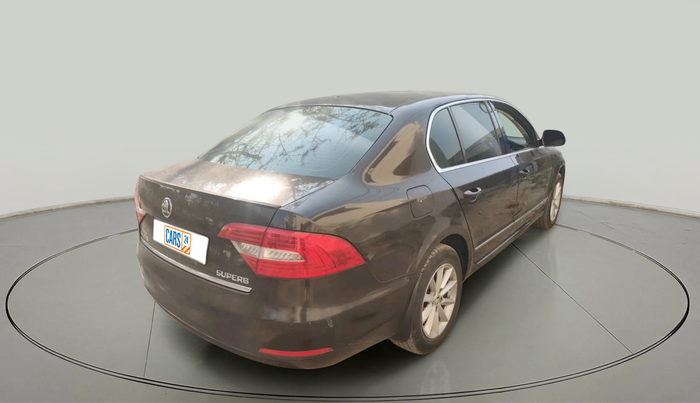 2014 Skoda Superb ELEGANCE 1.8 TSI MT, Petrol, Manual, 1,06,039 km, exterior