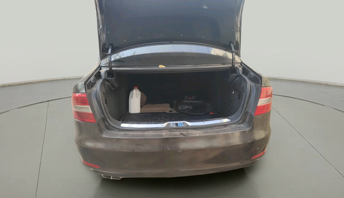 2014 Skoda Superb ELEGANCE 1.8 TSI MT, Petrol, Manual, 1,06,039 km, exterior