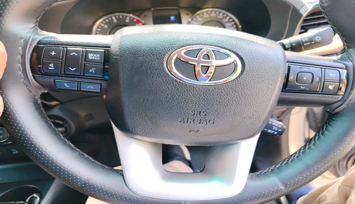 2023 Toyota HILUX HIGH 4X4 AT, Diesel, Automatic, 58,135 km, interior