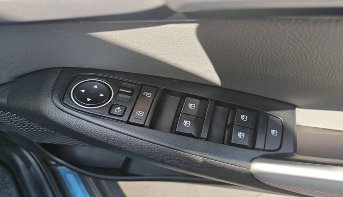 2023 KIA SELTOS  X LINE 1.5 TURBO PETROL DCT, Petrol, Automatic, 17,414 km, interior