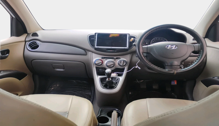 2012 Hyundai i10 MAGNA 1.2, Petrol, Manual, 79,761 km, interior