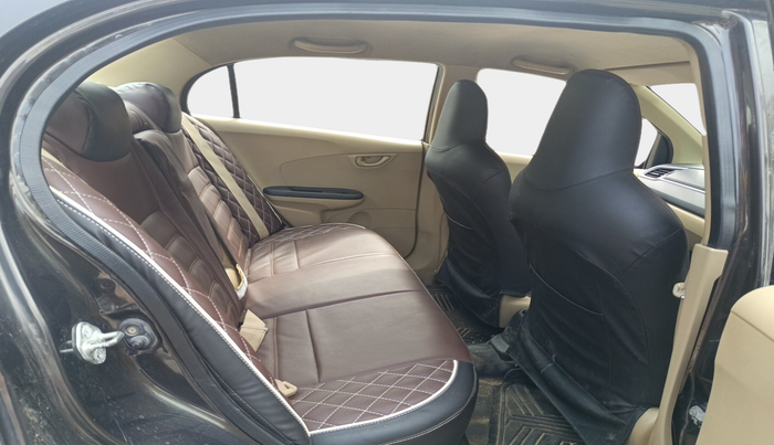 2016 Honda Amaze 1.2L I-VTEC S, Petrol, Manual, 1,06,726 km, interior