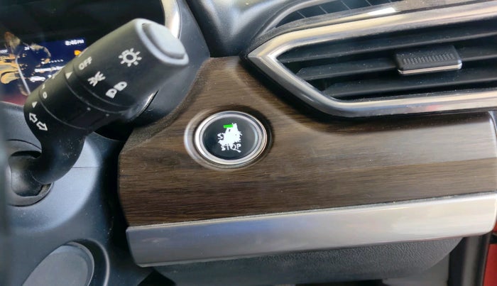 2020 Tata Harrier XZ PLUS 2.0L, Diesel, Manual, 51,431 km, interior