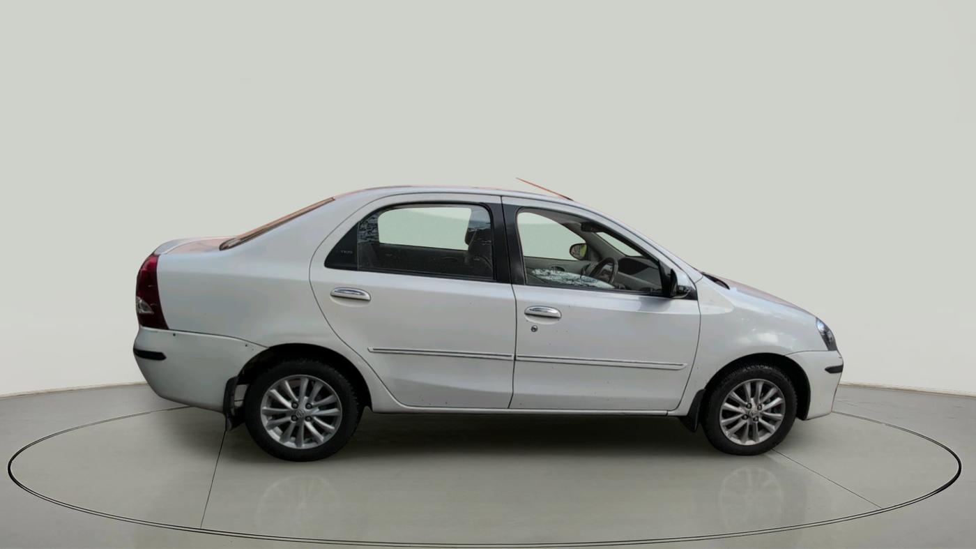 2015 Toyota Etios VX, Petrol, Manual, 1,69,373 km, exterior