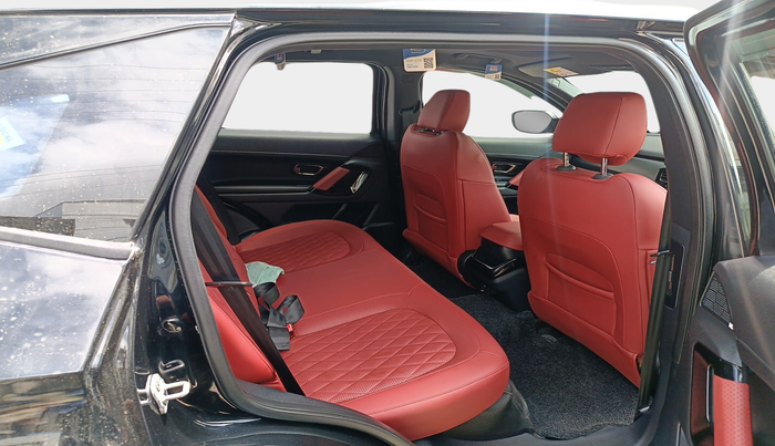 2023 Tata Harrier XZA + O 2.0L RED DARK EDITION 5 STR, Diesel, Automatic, 36,138 km, interior