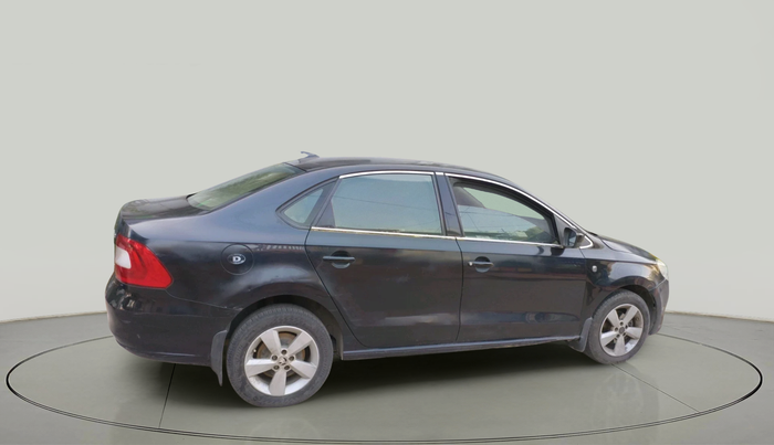 2015 Skoda Rapid 1.5 TDI CR ELEGANCE PLUS, Diesel, Manual, 1,05,327 km, exterior