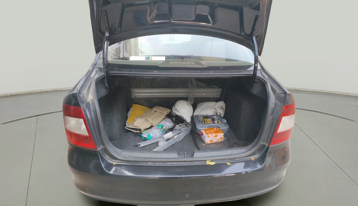 2015 Skoda Rapid 1.5 TDI CR ELEGANCE PLUS, Diesel, Manual, 1,05,327 km, exterior