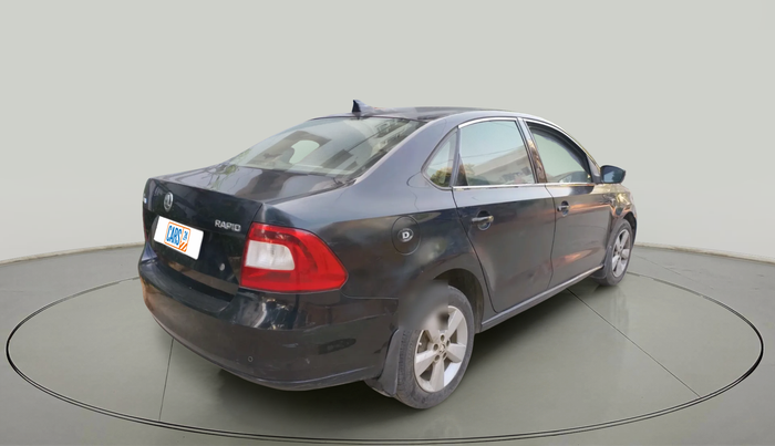 2015 Skoda Rapid 1.5 TDI CR ELEGANCE PLUS, Diesel, Manual, 1,05,327 km, exterior