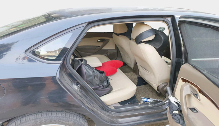 2015 Skoda Rapid 1.5 TDI CR ELEGANCE PLUS, Diesel, Manual, 1,05,327 km, interior