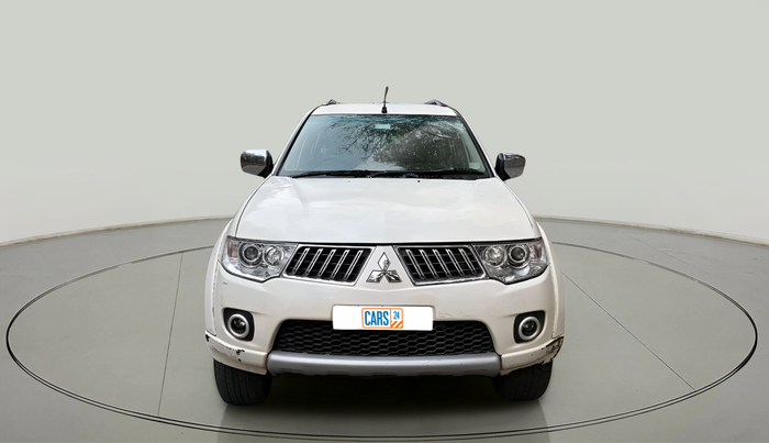 2013 Mitsubishi Pajero Sport 2.5 MT 4X4, Diesel, Manual, 1,08,420 km, exterior