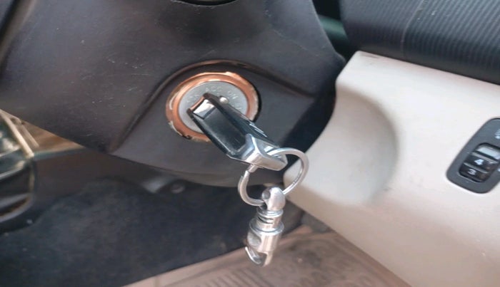 2013 Mitsubishi Pajero Sport 2.5 MT 4X4, Diesel, Manual, 1,08,420 km, interior